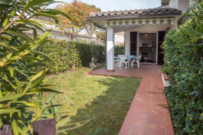 M104 - Marcelli, villetta con giardino a 100 mt dal mare